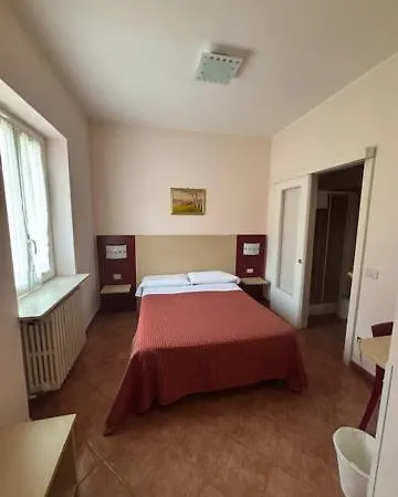 Riva Szálloda Reno Di Leggiuno
